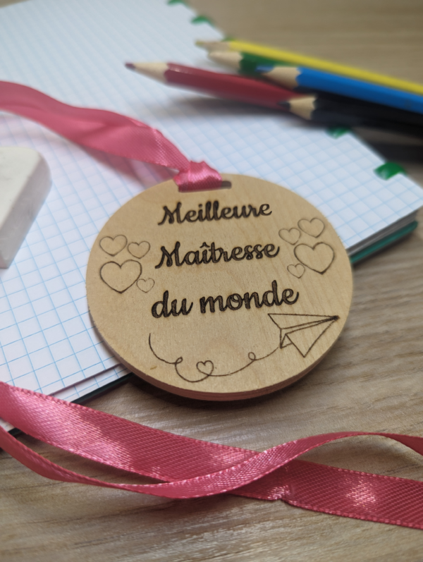 Médaille fin d'année scolaire